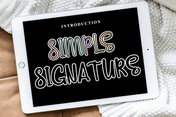 Simple Signature: Crafting Warmth with a Premium Script Font
